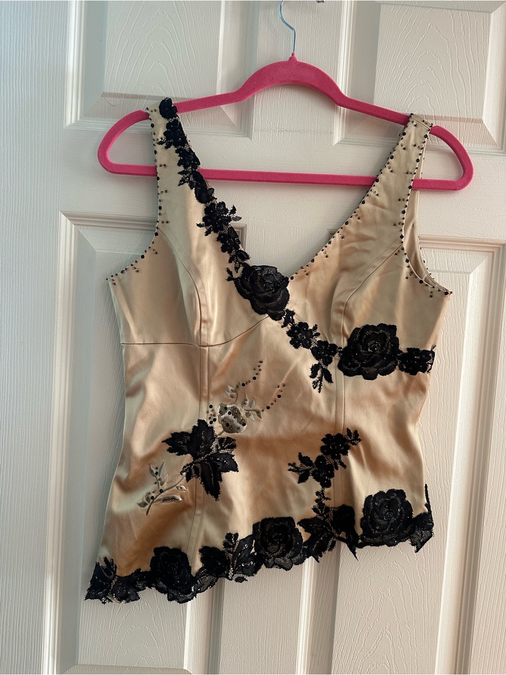 Adrianna Papell Y2K Mandalay style Beaded Lace Going Out Top 8